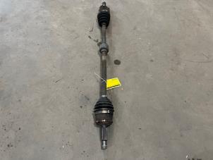 Gebruikte Homokineetas rechts-voor Kia Rio II (DE) 1.4 16V Prijs € 35,00 Margeregeling aangeboden door F. van den Mosselaar autodemontage