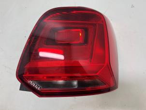 Gebruikte Achterlicht rechts Volkswagen Polo V (6R) 1.4 TDI DPF BlueMotion technology Prijs € 35,00 Margeregeling aangeboden door F. van den Mosselaar autodemontage
