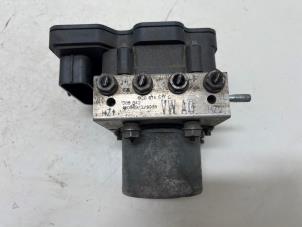 Gebruikte ABS Pomp Volkswagen Polo V (6R) 1.4 TDI DPF BlueMotion technology Prijs € 20,00 Margeregeling aangeboden door F. van den Mosselaar autodemontage