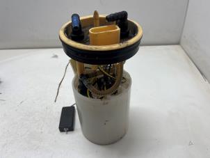 Gebruikte Brandstofpomp Elektrisch Volkswagen Polo V (6R) 1.4 TDI DPF BlueMotion technology Prijs € 25,00 Margeregeling aangeboden door F. van den Mosselaar autodemontage