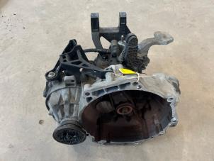 Gebruikte Versnellingsbak Volkswagen Polo V (6R) 1.4 TDI DPF BlueMotion technology Prijs € 250,00 Margeregeling aangeboden door F. van den Mosselaar autodemontage