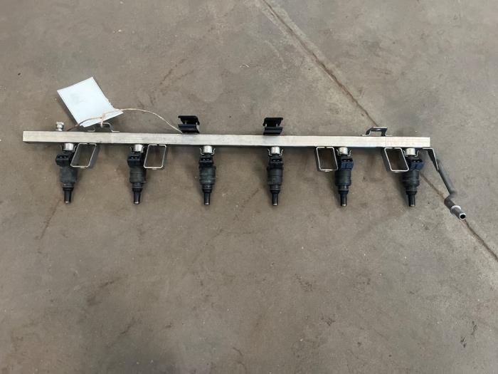 Gebruikte Galerij (Injectie) BMW 5 serie (E60) 520i 24V Prijs € 50,00 Margeregeling aangeboden door F. van den Mosselaar autodemontage