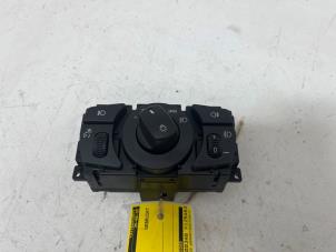 Gebruikte Licht Schakelaar BMW 5 serie (E60) 520i 24V Prijs € 15,00 Margeregeling aangeboden door F. van den Mosselaar autodemontage