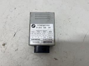 Gebruikte Module (diversen) BMW 5 serie (E60) 520i 24V Prijs € 35,00 Margeregeling aangeboden door F. van den Mosselaar autodemontage