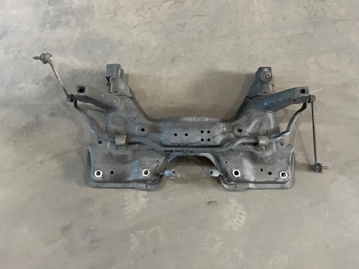 Gebruikte Subframe Opel Corsa E 1.4 16V Prijs € 75,00 Margeregeling aangeboden door F. van den Mosselaar autodemontage