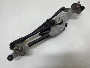 Gebruikte Ruitenwismotor + Mechaniek Kia Rio III (UB) 1.1 CRDi VGT 12V Prijs € 35,00 Margeregeling aangeboden door F. van den Mosselaar autodemontage