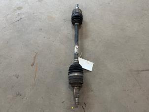 Gebruikte Steekas links-voor Suzuki Swift (ZA/ZC/ZD1/2/3/9) 1.3 VVT 16V Prijs € 35,00 Margeregeling aangeboden door F. van den Mosselaar autodemontage