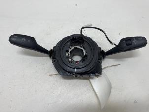 Gebruikte Combischakelaar Stuurkolom BMW 1 serie (F20) 114i 1.6 16V Prijs € 100,00 Margeregeling aangeboden door F. van den Mosselaar autodemontage