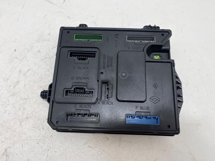 Gebruikte Module Bodycontrol Renault Megane III Grandtour (KZ) 1.5 dCi 110 Prijs € 20,00 Margeregeling aangeboden door F. van den Mosselaar autodemontage