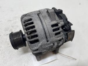 Gebruikte Dynamo Renault Megane III Grandtour (KZ) 1.5 dCi 110 Prijs € 50,00 Margeregeling aangeboden door F. van den Mosselaar autodemontage