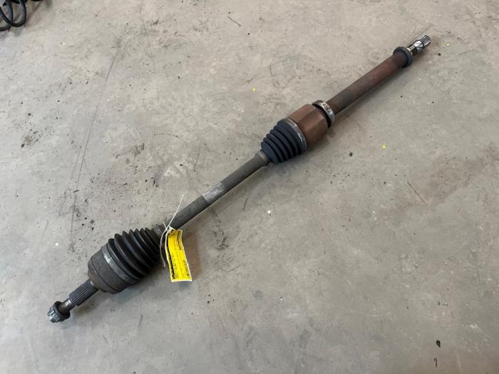 Gebruikte Steekas rechts-voor Renault Megane III Grandtour (KZ) 1.5 dCi 110 Prijs € 35,00 Margeregeling aangeboden door F. van den Mosselaar autodemontage