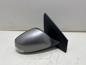Gebruikte Spiegel Buiten rechts Renault Megane III Grandtour (KZ) 1.5 dCi 110 Prijs € 50,00 Margeregeling aangeboden door F. van den Mosselaar autodemontage