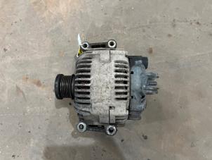 Gebruikte Dynamo Mercedes Vito (639.6) 2.2 109 CDI 16V Prijs € 100,00 Margeregeling aangeboden door F. van den Mosselaar autodemontage