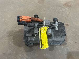 Gebruikte Aircopomp Kia Optima 2.0 CVVT Hybrid 16V Prijs € 125,00 Margeregeling aangeboden door F. van den Mosselaar autodemontage