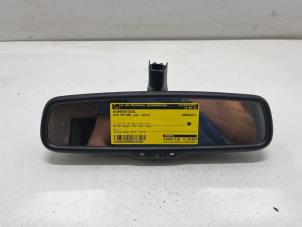 Gebruikte Spiegel binnen Kia Optima 2.0 CVVT Hybrid 16V Prijs € 20,00 Margeregeling aangeboden door F. van den Mosselaar autodemontage