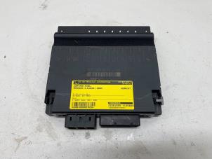 Gebruikte Computer stoel Mercedes S (W220) 4.0 S-400 CDI V8 32V Prijs € 35,00 Margeregeling aangeboden door F. van den Mosselaar autodemontage