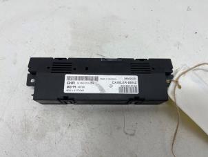 Gebruikte Module climatronic Mercedes S (W220) 4.0 S-400 CDI V8 32V Prijs € 10,00 Margeregeling aangeboden door F. van den Mosselaar autodemontage