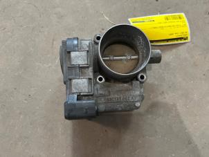 Gebruikte Gasklephuis Volkswagen Golf V (1K1) 1.4 FSI 16V Prijs € 20,00 Margeregeling aangeboden door F. van den Mosselaar autodemontage