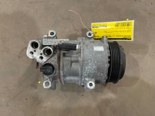 Gebruikte Pomp Airco Mercedes B (W245) 2.0 B-200 16V Turbo Prijs € 75,00 Margeregeling aangeboden door F. van den Mosselaar autodemontage