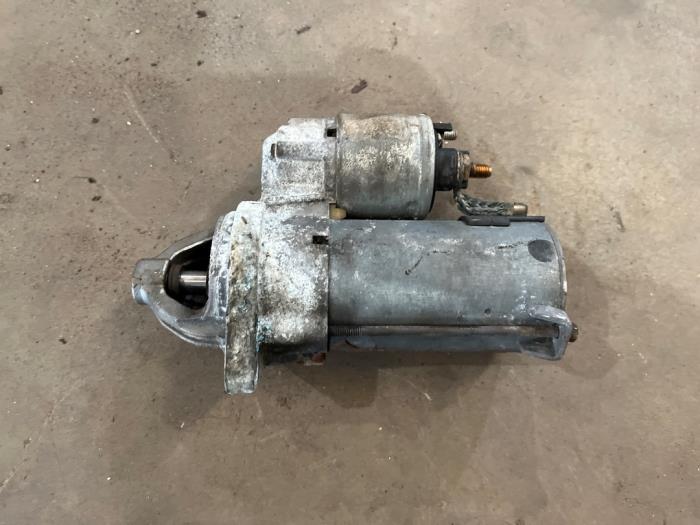 Gebruikte Startmotor Mercedes B (W245) 2.0 B-200 16V Turbo Prijs € 35,00 Margeregeling aangeboden door F. van den Mosselaar autodemontage