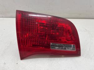 Gebruikte Achterlicht links Audi A6 Avant (C6) 2.0 TDI 16V Prijs € 20,00 Margeregeling aangeboden door F. van den Mosselaar autodemontage