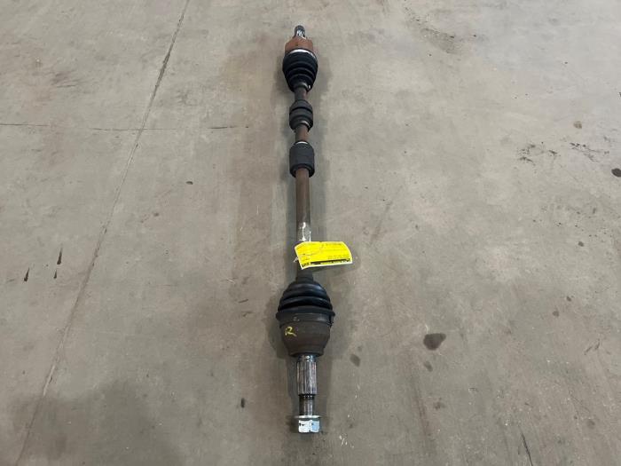 Gebruikte Steekas rechts-voor Nissan Juke (F15) 1.6 16V Prijs € 50,00 Margeregeling aangeboden door F. van den Mosselaar autodemontage