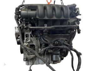 Gebruikte Motor Volkswagen Passat Variant (3C5) 2.0 FSI 16V Prijs € 450,00 Margeregeling aangeboden door F. van den Mosselaar autodemontage