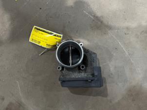 Gebruikte Gasklephuis Volkswagen Passat Variant (3C5) 2.0 TFSI/TSI 16V Prijs € 25,00 Margeregeling aangeboden door F. van den Mosselaar autodemontage