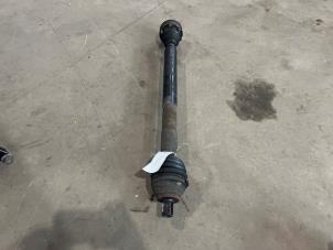 Gebruikte Aandrijfas rechts-voor Volkswagen Passat Variant (3C5) 2.0 FSI 16V Prijs € 35,00 Margeregeling aangeboden door F. van den Mosselaar autodemontage