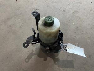 Gebruikte Servopomp Skoda Roomster (5J) 1.2 12V HTTP Prijs € 75,00 Margeregeling aangeboden door F. van den Mosselaar autodemontage