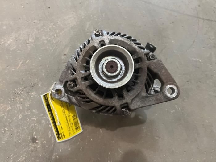 Gebruikte Dynamo Mazda 2 (DE) 1.3 16V S-VT Prijs € 35,00 Margeregeling aangeboden door F. van den Mosselaar autodemontage