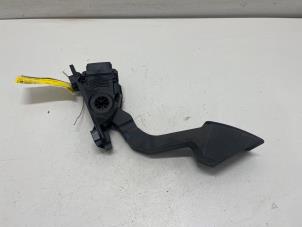 Gebruikte Gaspedaal Mitsubishi Space Star (A0) 1.0 12V Prijs € 25,00 Margeregeling aangeboden door F. van den Mosselaar autodemontage