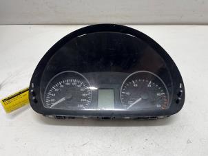 Gebruikte Tellerklok Mercedes Vito (639.6) 2.2 109 CDI 16V Prijs € 45,00 Margeregeling aangeboden door F. van den Mosselaar autodemontage