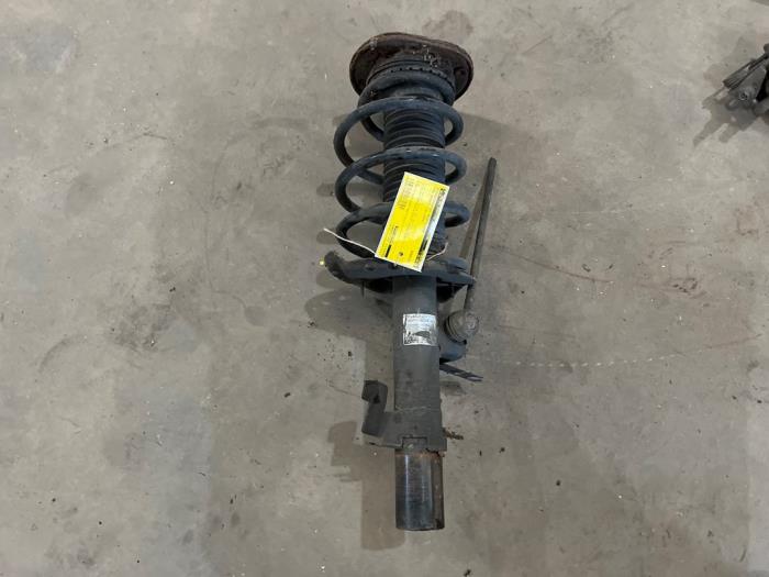 Schokdemperpoot rechts-voor van een Ford Mondeo IV Wagon 2.0 TDCi 130 16V 2008