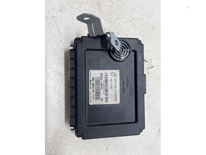 Gebruikte Computer Body Control Kia Carens III (FG) 2.0 CRDI VGT 16V Prijs € 50,00 Margeregeling aangeboden door F. van den Mosselaar autodemontage