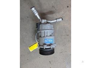 Gebruikte Pomp Airco Volkswagen New Beetle (1Y7) 1.6 Prijs € 75,00 Margeregeling aangeboden door F. van den Mosselaar autodemontage