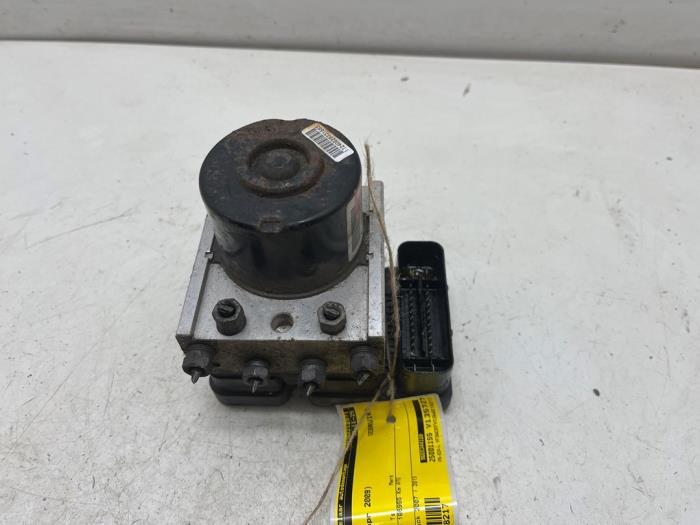 Gebruikte ABS Pomp Peugeot 207/207+ (WA/WC/WM) 1.4 Prijs € 25,00 Margeregeling aangeboden door F. van den Mosselaar autodemontage