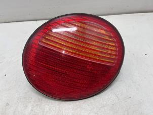Gebruikte Achterlicht rechts Volkswagen New Beetle (1Y7) 1.9 TDI Prijs € 15,00 Margeregeling aangeboden door F. van den Mosselaar autodemontage