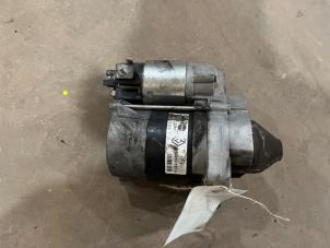 Gebruikte Startmotor Renault Captur (2R) 0.9 Energy TCE 12V Prijs € 35,00 Margeregeling aangeboden door F. van den Mosselaar autodemontage