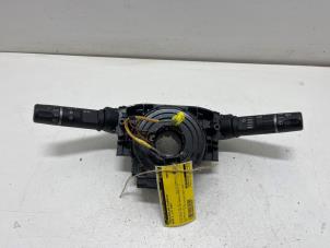 Gebruikte Combischakelaar Stuurkolom Mazda 2 (DE) 1.3 16V S-VT High Power Prijs € 35,00 Margeregeling aangeboden door F. van den Mosselaar autodemontage