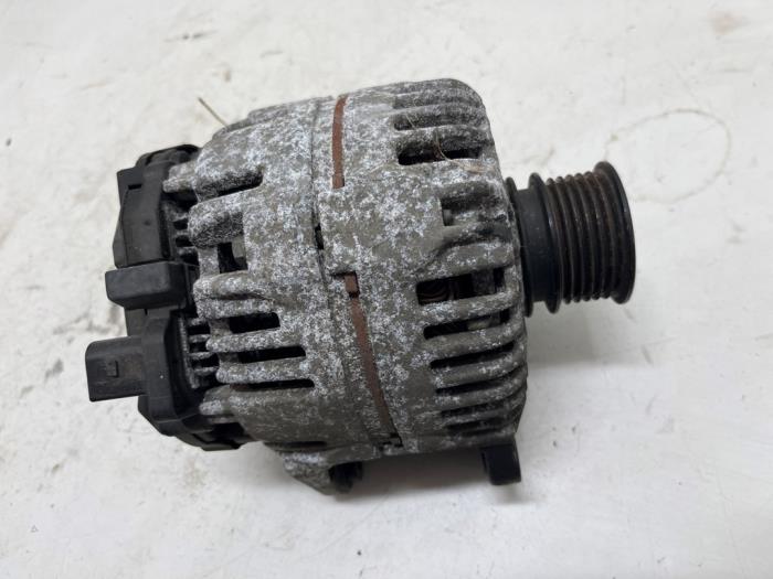 Gebruikte Alternator Seat Arosa (6H1) 1.4 MPi Prijs € 35,00 Margeregeling aangeboden door F. van den Mosselaar autodemontage