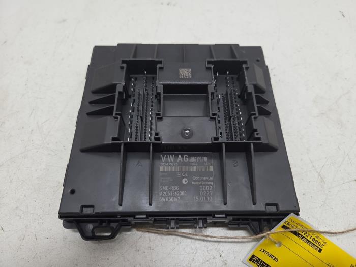 Gebruikte Computer Body Control Volkswagen Polo V (6R) 1.4 16V Prijs € 50,00 Margeregeling aangeboden door F. van den Mosselaar autodemontage