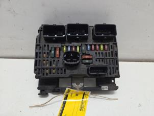 Gebruikte Zekeringkast Peugeot 407 SW (6E) 2.0 HDiF 16V Prijs € 235,00 Margeregeling aangeboden door F. van den Mosselaar autodemontage