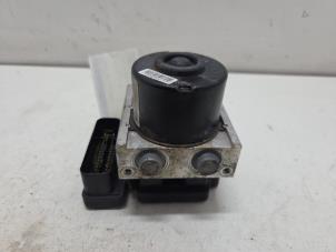 Gebruikte ABS Pomp Peugeot 207 SW (WE/WU) 1.4 16V Vti Prijs € 30,00 Margeregeling aangeboden door F. van den Mosselaar autodemontage