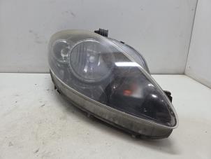 Gebruikte Rechter Koplamp Seat Altea (5P1) 2.0 FSI 16V Prijs € 35,00 Margeregeling aangeboden door F. van den Mosselaar autodemontage