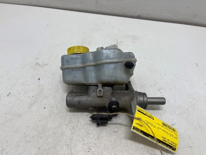 Gebruikte Hoofdremcilinder Volkswagen Polo V (6R) 1.2 TDI 12V BlueMotion Prijs € 15,00 Margeregeling aangeboden door F. van den Mosselaar autodemontage