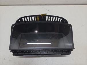 Gebruikte Display Interieur BMW 7 serie (E65/E66/E67) 745i,Li 4.4 V8 32V Prijs € 200,00 Margeregeling aangeboden door F. van den Mosselaar autodemontage