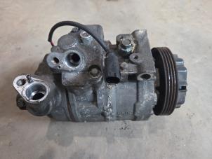 Gebruikte Aircopomp BMW 7 serie (E65/E66/E67) 745i,Li 4.4 V8 32V Prijs € 50,00 Margeregeling aangeboden door F. van den Mosselaar autodemontage