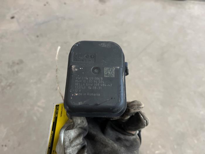 Wervelklep motor van een Volkswagen Polo V (6R) 1.2 TDI 12V BlueMotion 2011