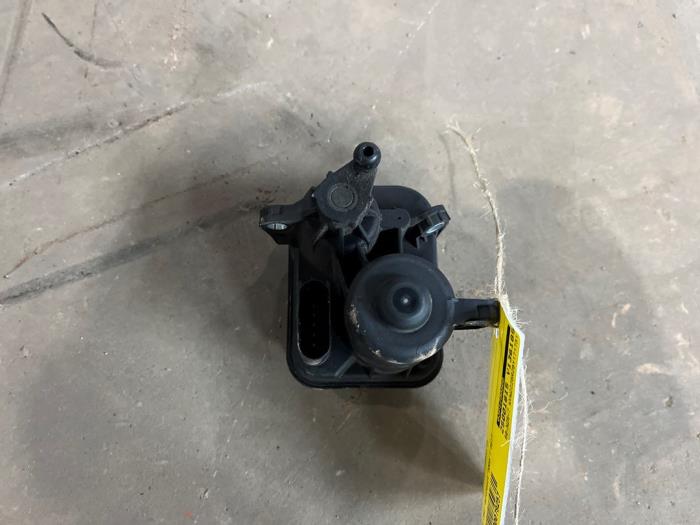 Wervelklep motor van een Volkswagen Polo V (6R) 1.2 TDI 12V BlueMotion 2011